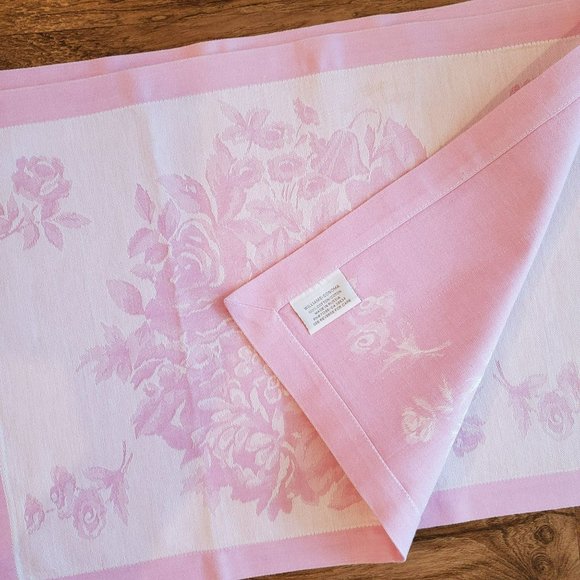 Williams Sonoma Fabric Placemats, set of 2, Pink Roses, Floral - Picture 3 of 5